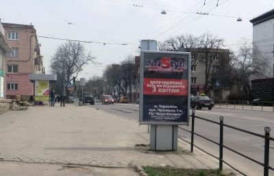 Реклама на сітілайтах