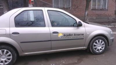 Брендування автомобіля